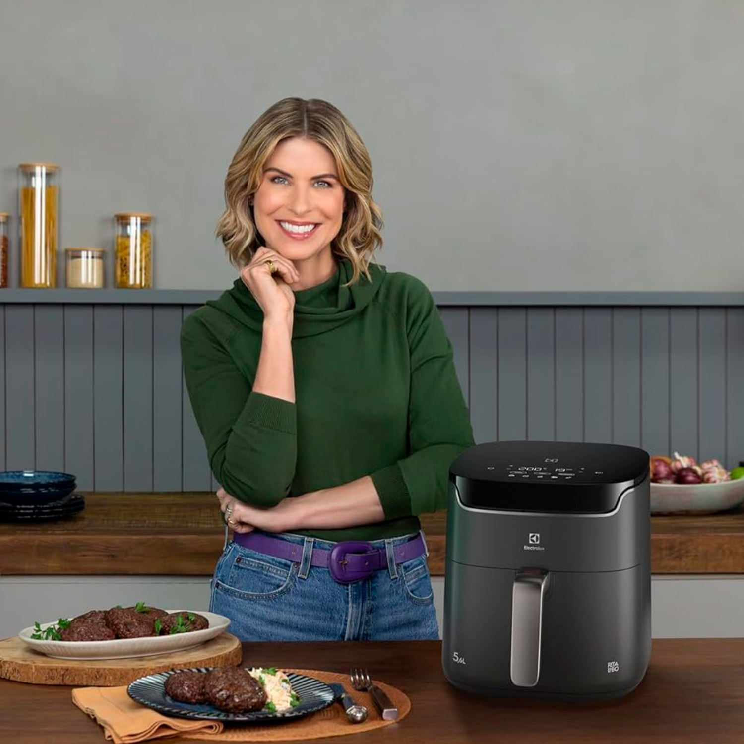 Fritadeira Elétrica Air Fryer Electrolux Eaf45 5,6L 1400w Fritadeira Elétrica Air Fryer Electrolux Eaf45 5,6L 1400w
